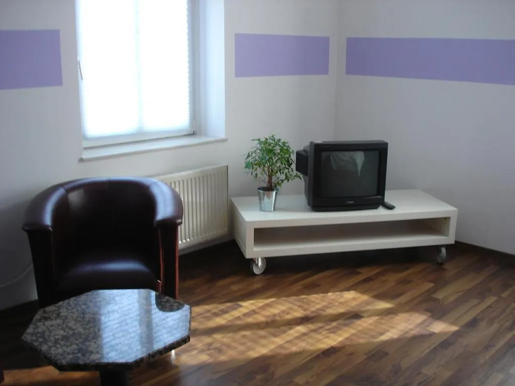 Hotel Kurfurst Дрезден